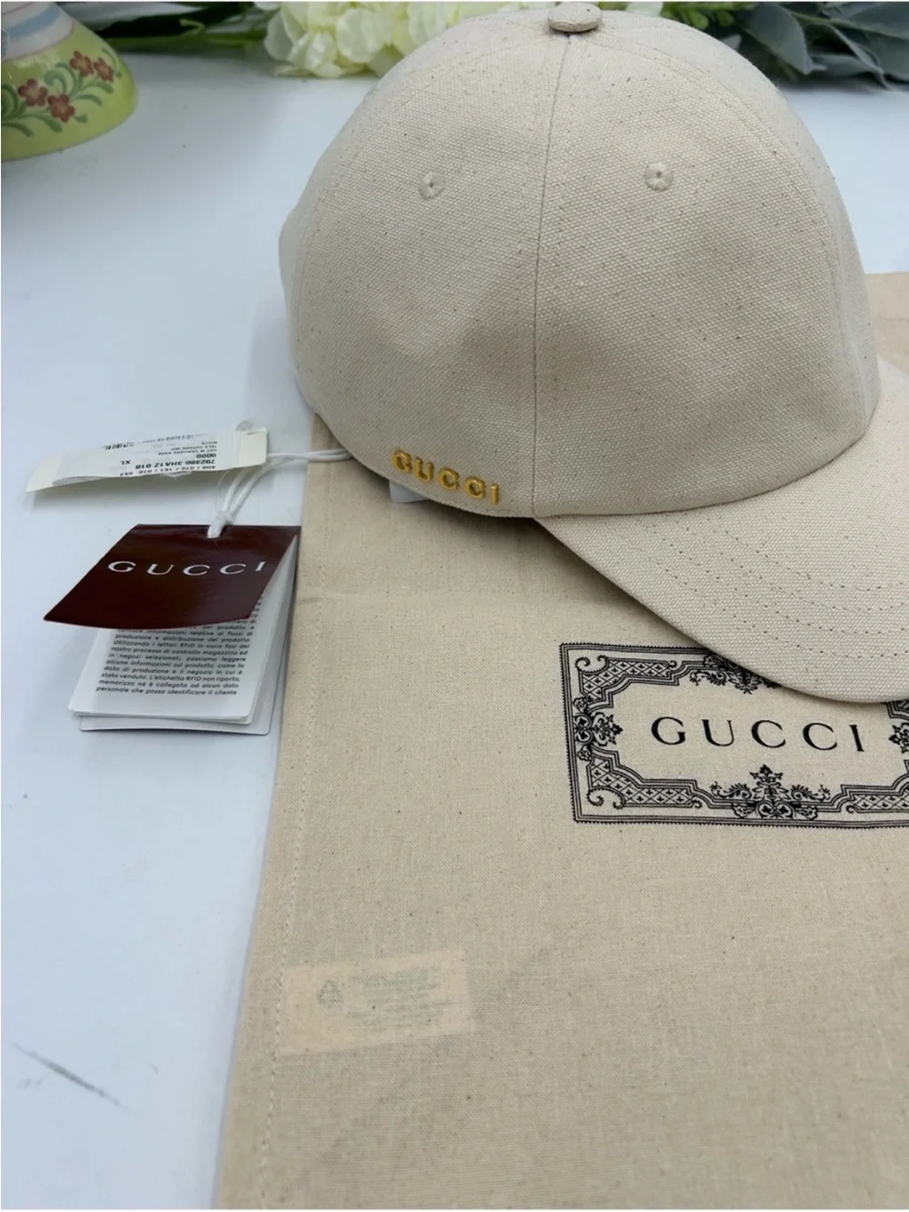 Gucci, gold logo Cream Canvas Baseball Cap size XL made in Italy